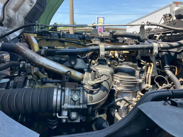 三菱ふそうスーパーグレートトレーラーヘッド（トラクターヘッド）大型（10t）[写真24]