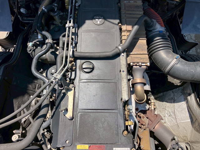 三菱ふそうスーパーグレートトレーラーヘッド（トラクターヘッド）大型（10t）[写真26]