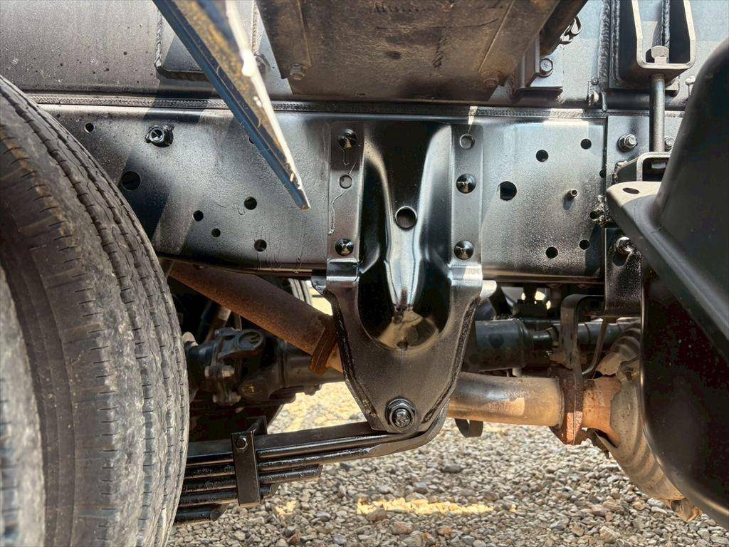 いすゞエルフコンテナ専用車小型（2t・3t）[写真12]