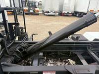 いすゞエルフコンテナ専用車小型（2t・3t）[写真08]