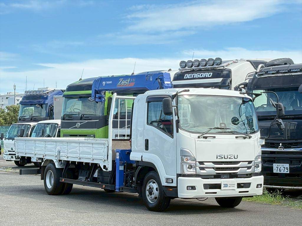 いすゞフォワードクレーン4段中型（4t）[写真02]