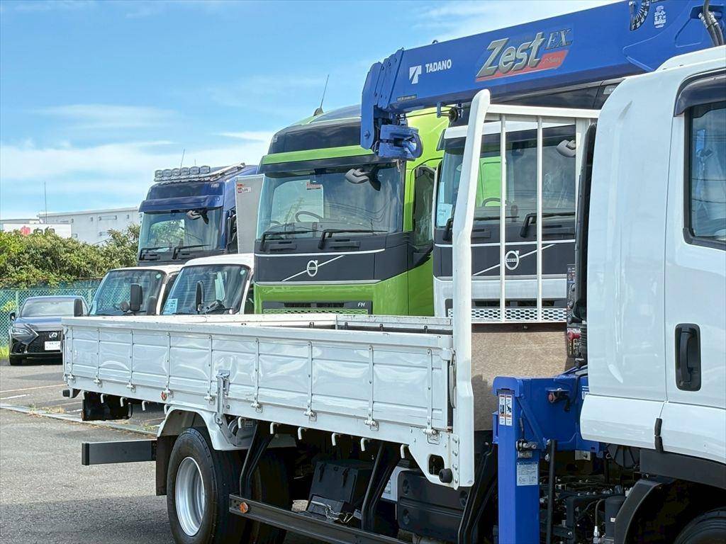 いすゞフォワードクレーン4段中型（4t）[写真05]