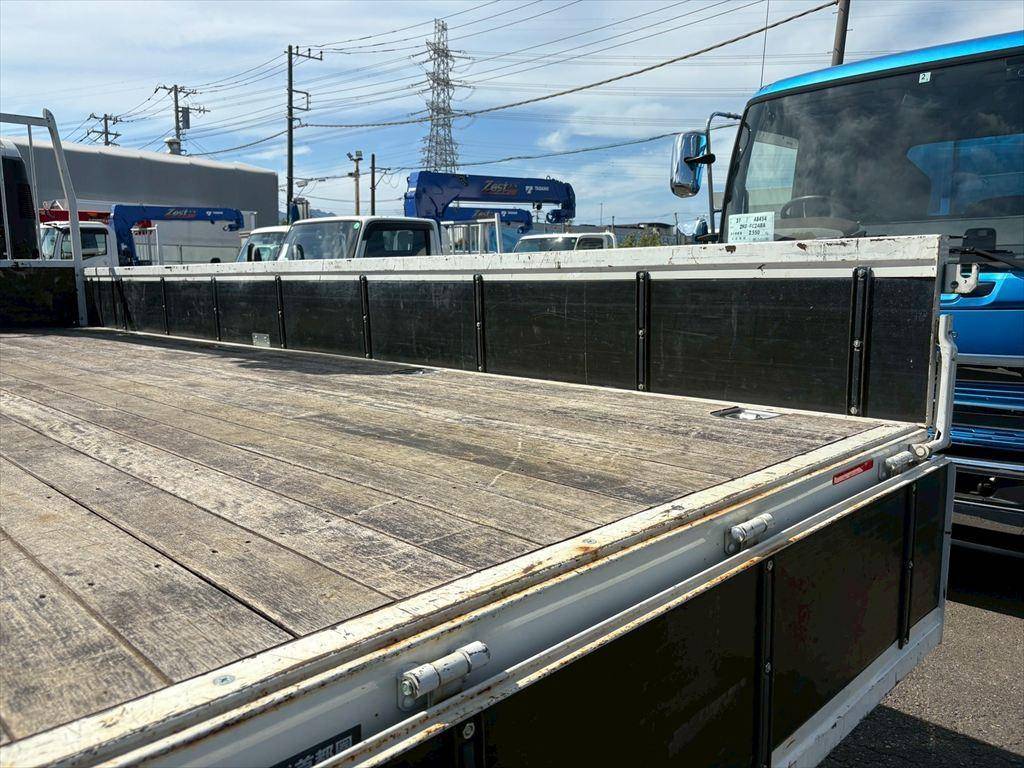 いすゞフォワードクレーン4段中型（4t）[写真08]