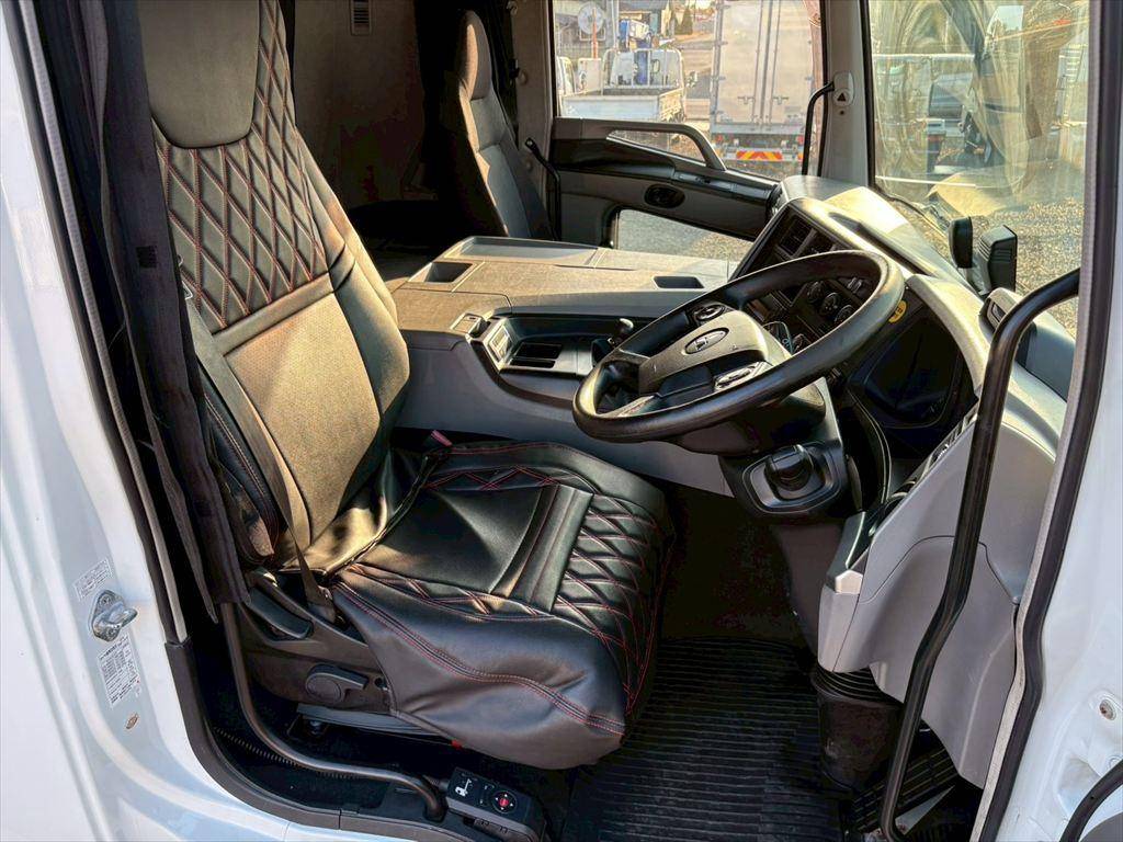 三菱ふそうスーパーグレートアルミブロック大型（10t）[写真18]