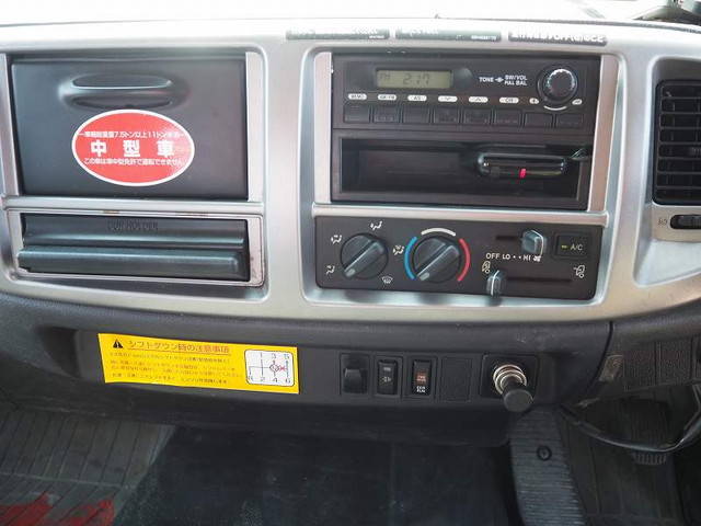 日野レンジャークレーン4段中型（4t）[写真39]