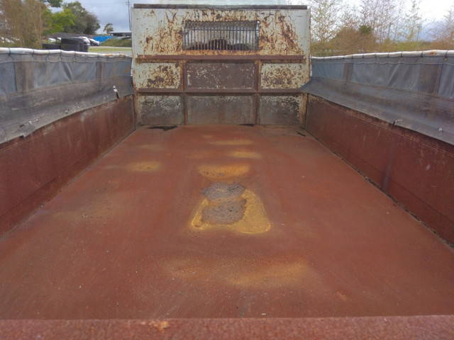 いすゞエルフダンプ小型（2t・3t）[写真10]