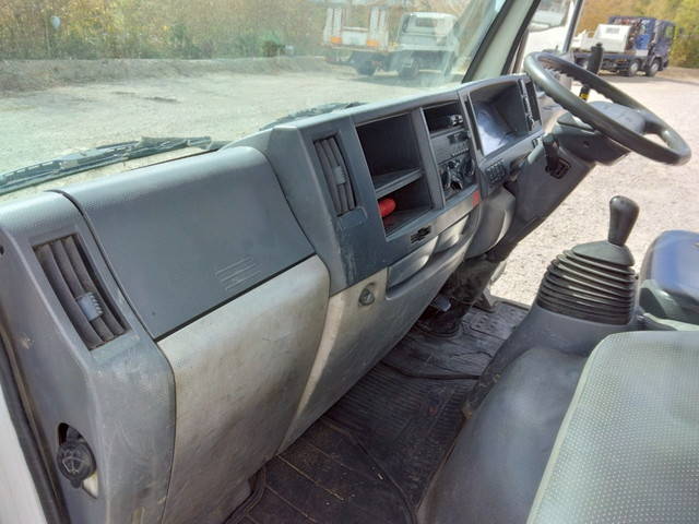 いすゞエルフダンプ小型（2t・3t）[写真31]