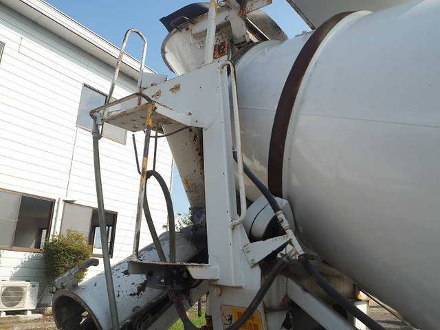 日野デュトロミキサー車（コンクリートミキサー）小型（2t・3t）[写真17]