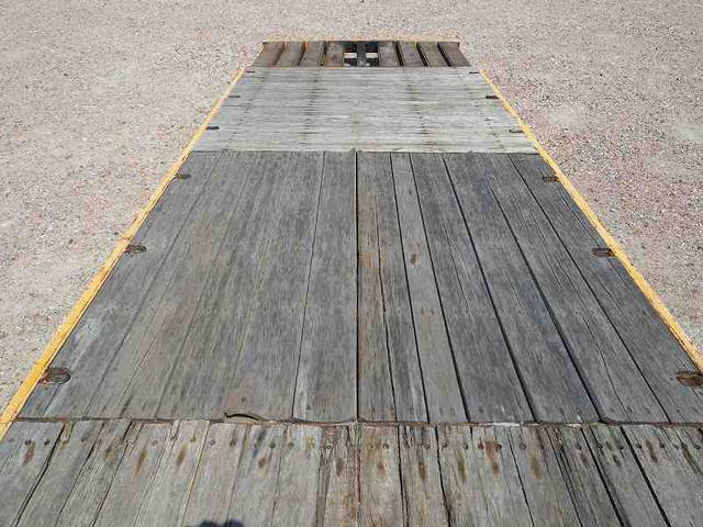 いすゞギガセルフローダー大型（10t）[写真16]