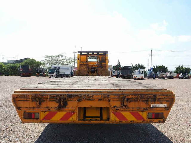 いすゞギガセルフローダー大型（10t）[写真19]