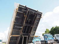 日野デュトロローダーダンプ小型（2t・3t）[写真20]