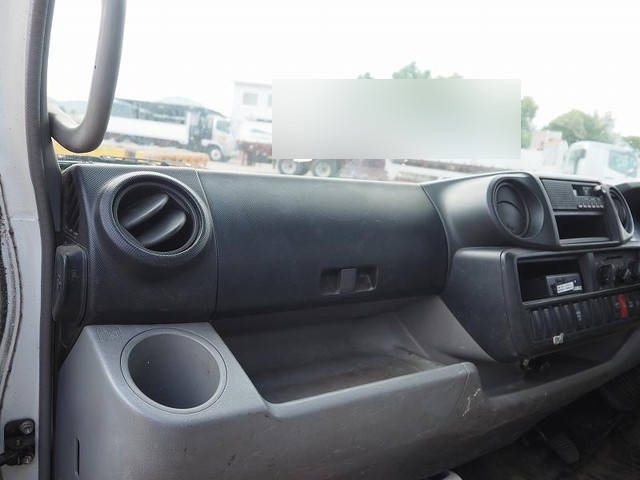 日野デュトロローダーダンプ小型（2t・3t）[写真32]