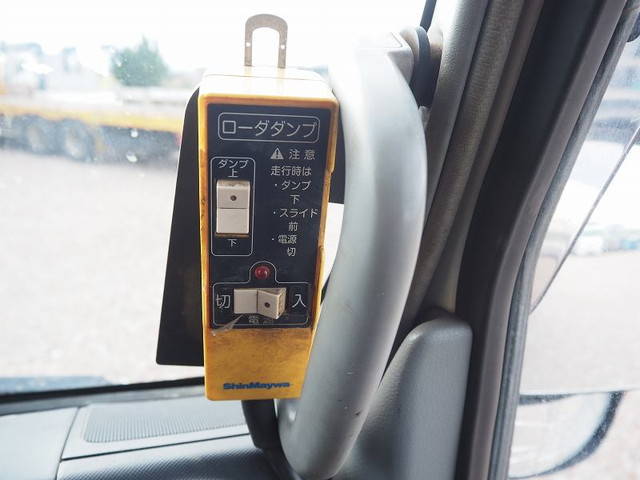 日野デュトロローダーダンプ小型（2t・3t）[写真37]