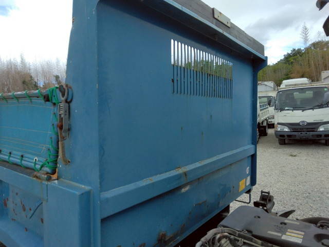 いすゞエルフダンプ小型（2t・3t）[写真12]