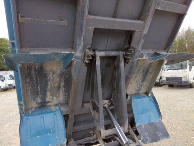 いすゞエルフダンプ小型（2t・3t）[写真19]