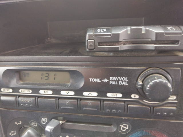 いすゞエルフダンプ小型（2t・3t）[写真33]