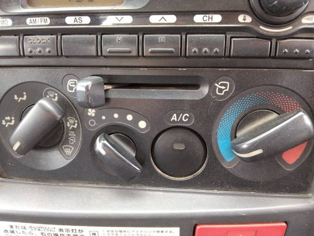 いすゞエルフダンプ小型（2t・3t）[写真34]