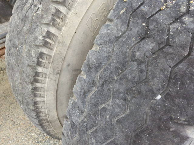 いすゞエルフダンプ小型（2t・3t）[写真38]