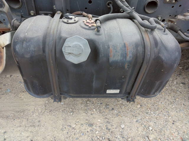 いすゞエルフダンプ小型（2t・3t）[写真40]