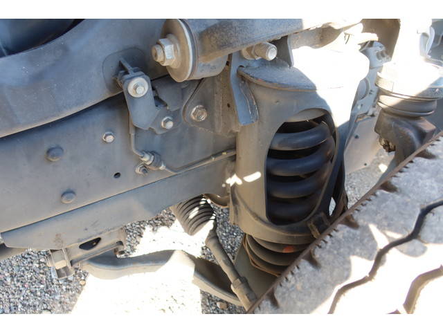 いすゞエルフ平ボディ小型（2t・3t）[写真16]