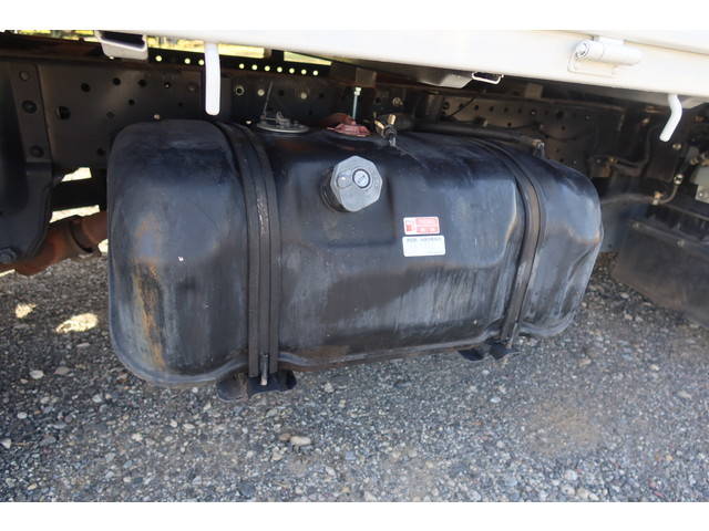 いすゞエルフ平ボディ小型（2t・3t）[写真22]