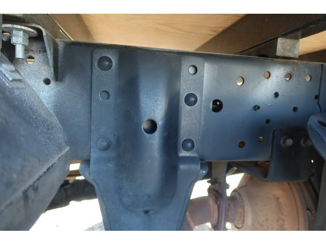 いすゞエルフ平ボディ小型（2t・3t）[写真25]