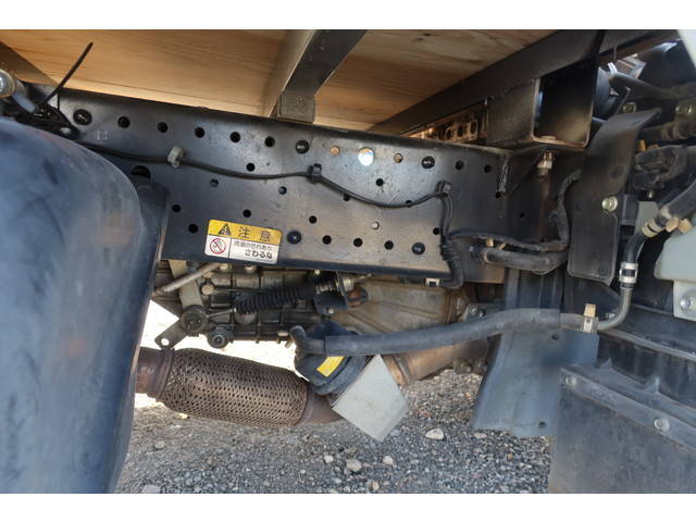 いすゞエルフ平ボディ小型（2t・3t）[写真26]