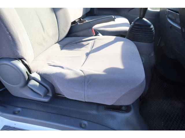 いすゞエルフ平ボディ小型（2t・3t）[写真32]