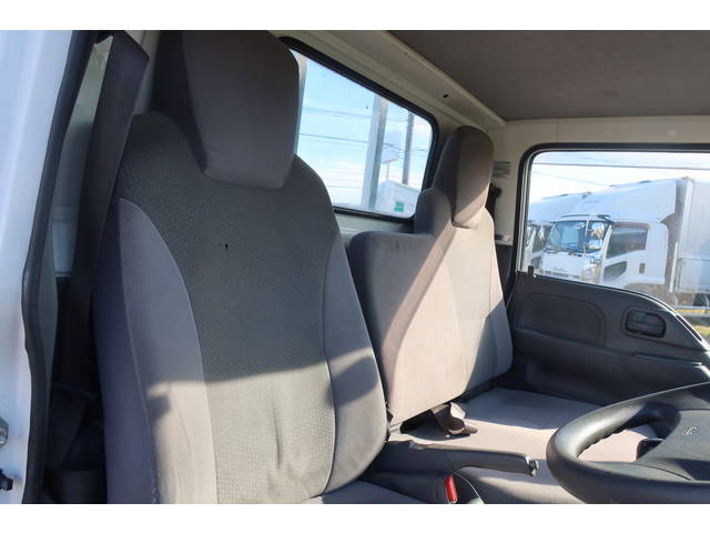 いすゞエルフ平ボディ小型（2t・3t）[写真33]