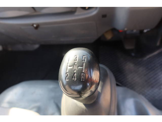 いすゞエルフ平ボディ小型（2t・3t）[写真37]