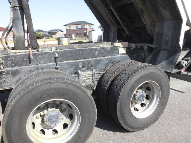 いすゞギガダンプ大型（10t）[写真07]