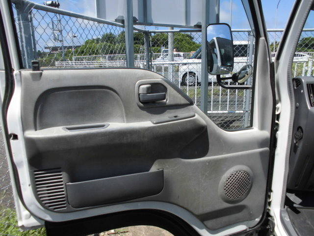 いすゞエルフローダーダンプ小型（2t・3t）[写真24]