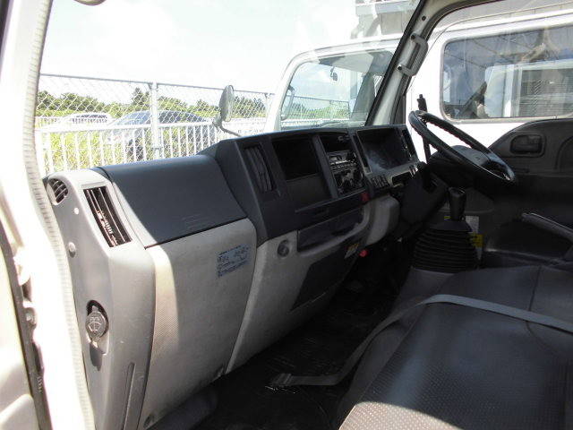 いすゞエルフローダーダンプ小型（2t・3t）[写真25]