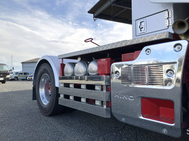 日野プロフィアトレーラーヘッド（トラクターヘッド）大型（10t）[写真15]