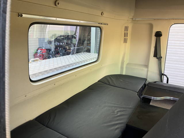 日野プロフィアトレーラーヘッド（トラクターヘッド）大型（10t）[写真25]