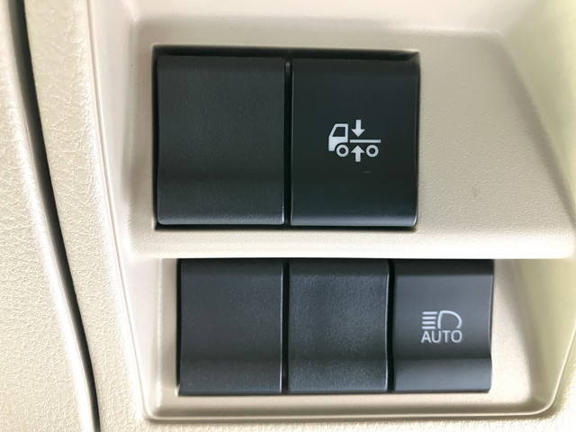 日野プロフィアトレーラーヘッド（トラクターヘッド）大型（10t）[写真38]