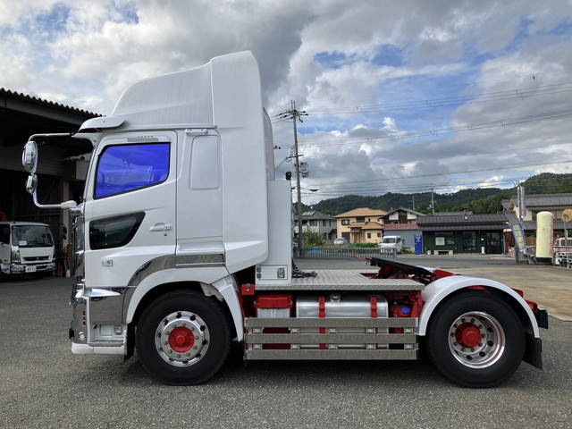 日野プロフィアトレーラーヘッド（トラクターヘッド）大型（10t）[写真05]