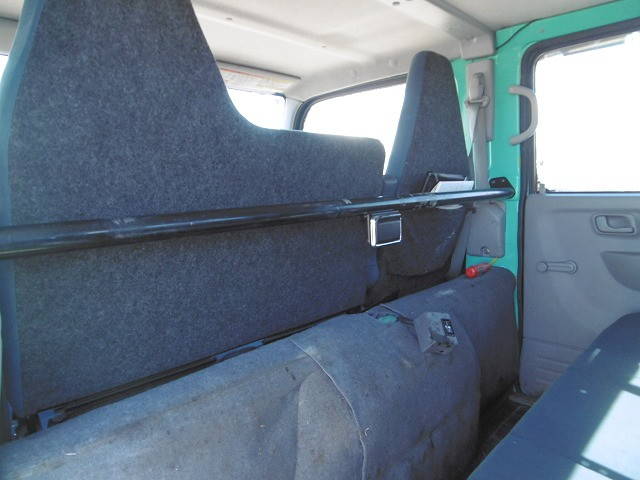 三菱ふそうキャンターダブルキャブ（Wキャブ）小型（2t・3t）[写真14]
