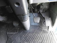 三菱ふそうキャンターダブルキャブ（Wキャブ）小型（2t・3t）[写真07]