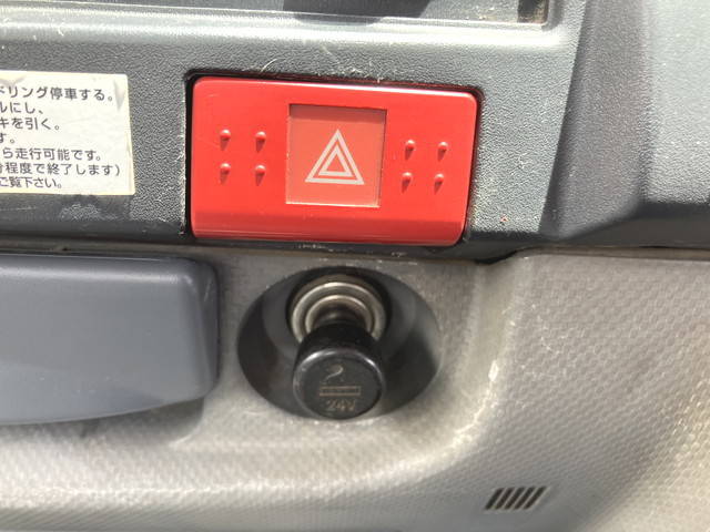 いすゞエルフダンプ小型（2t・3t）[写真34]