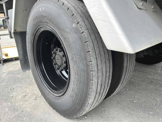 トヨタトヨエースアルミバン小型（2t・3t）[写真30]