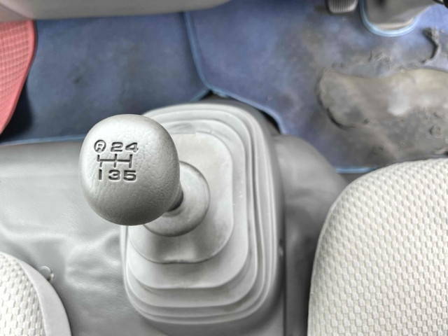 トヨタトヨエースアルミバン小型（2t・3t）[写真36]