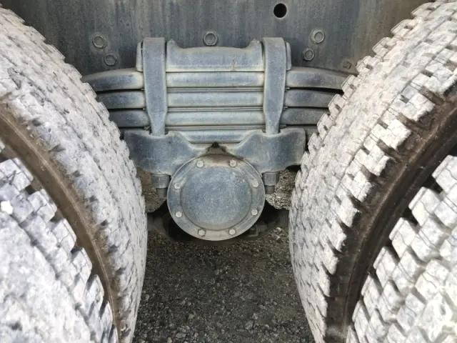 三菱ふそうスーパーグレートミキサー車（コンクリートミキサー）大型（10t）[写真12]