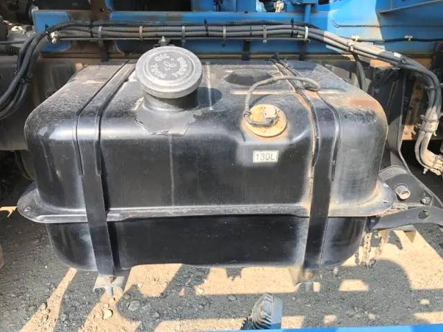 三菱ふそうスーパーグレートミキサー車（コンクリートミキサー）大型（10t）[写真16]