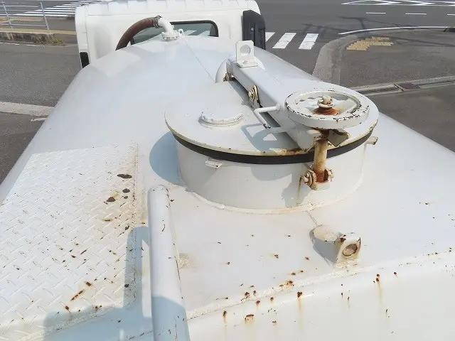 いすゞエルフ散水車小型（2t・3t）[写真22]