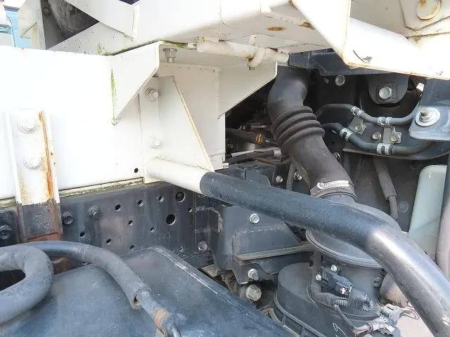 いすゞエルフ散水車小型（2t・3t）[写真33]