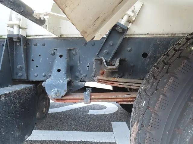 いすゞエルフ散水車小型（2t・3t）[写真37]