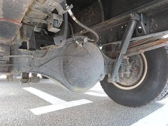 いすゞエルフ散水車小型（2t・3t）[写真38]