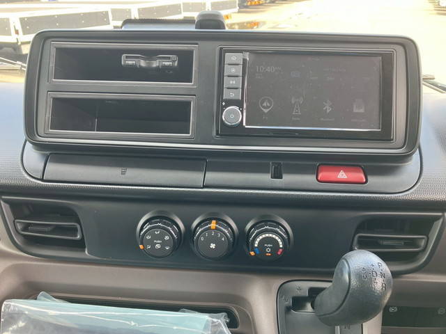 三菱ふそうキャンターアルミバン小型（2t・3t）[写真28]