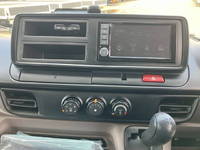 三菱ふそうキャンターアルミバン小型（2t・3t）[写真29]